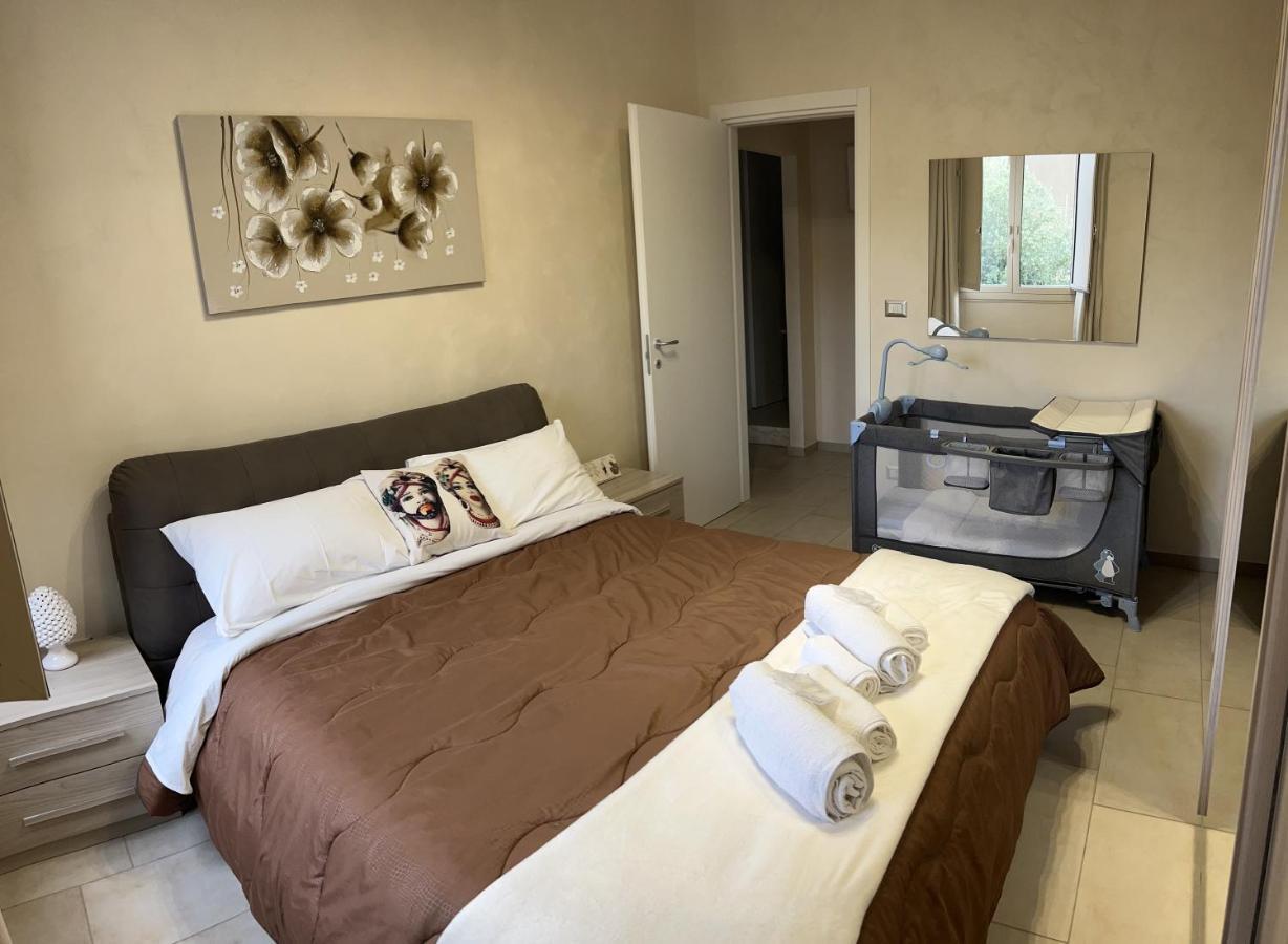 Holiday House Katane คาตาเนีย ภายนอก รูปภาพ