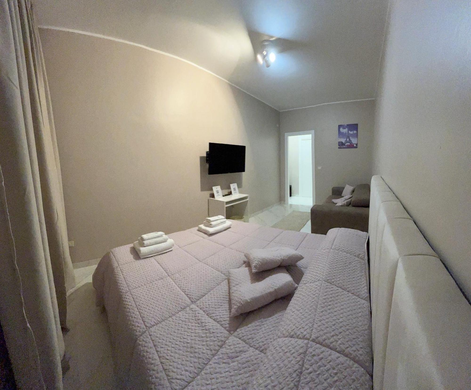 Holiday House Katane คาตาเนีย ภายนอก รูปภาพ